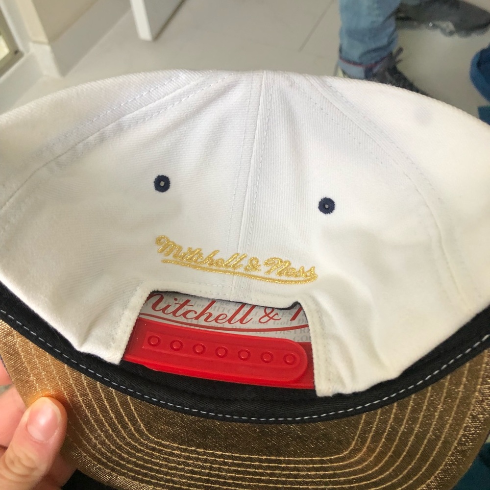 Mitchell & ness snap back - Picture 2 of 2
